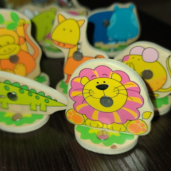 Animals fishing in the trees Magnetic Game - Picture 2 of 7